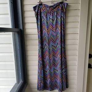 Zig Zag Pattern Maxi Skirt